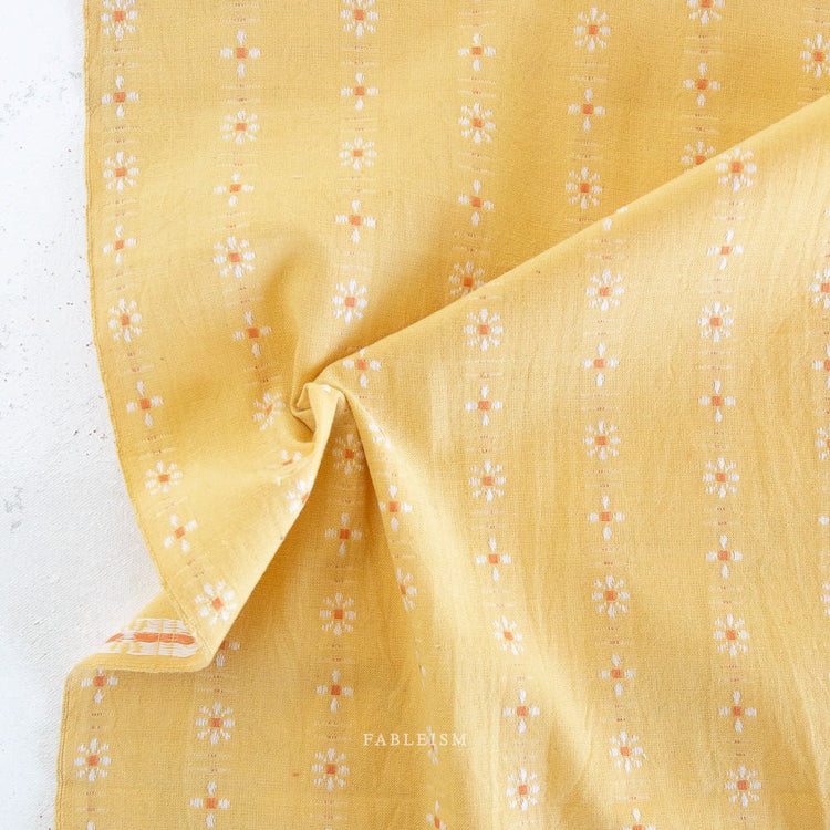 
                    
                      Forest Forage // Daisies in Buttercup - West Valley Quilting - Fableism
                    
                  