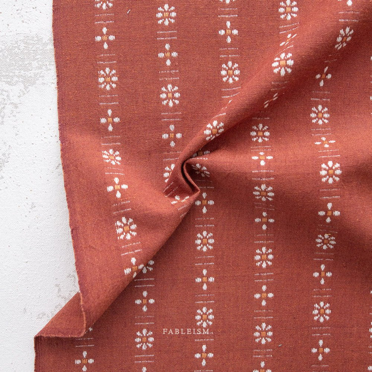 Forest Forage // Daisies in Welsummer - West Valley Quilting - Fableism