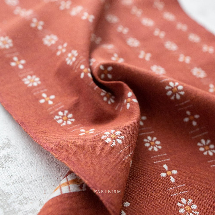 Forest Forage // Daisies in Welsummer - West Valley Quilting - Fableism