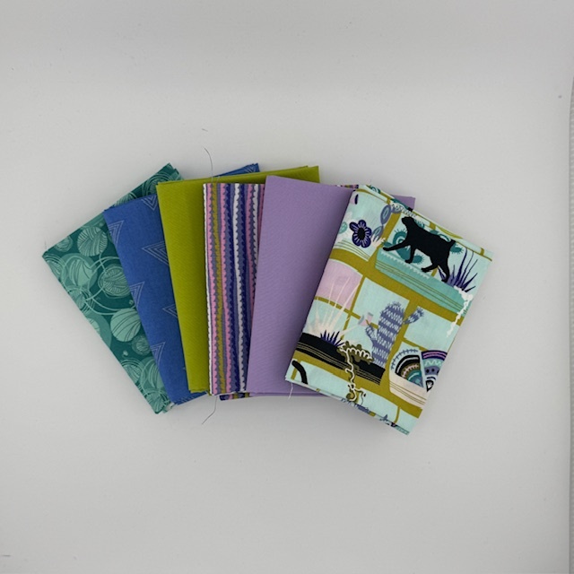 WVQ Curated Fat Quarter Bundle // Daisies w/Malachite (9 pieces)