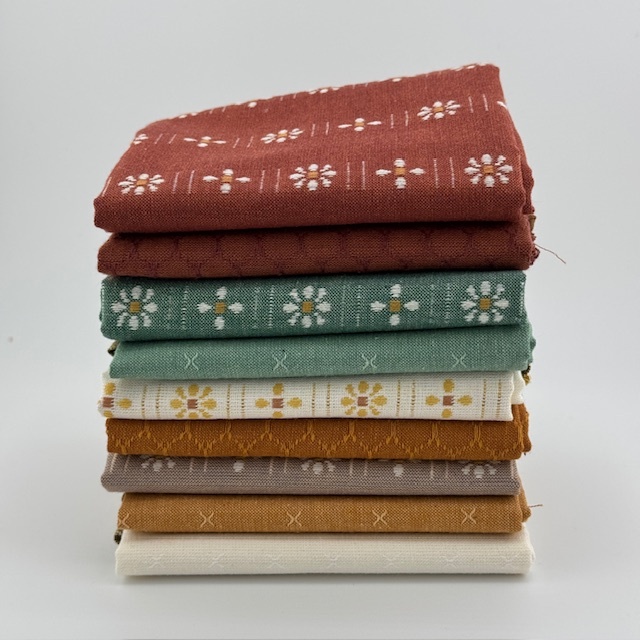 WVQ Curated Fat Quarter Bundle // Daisies w/Malachite (9 pieces)