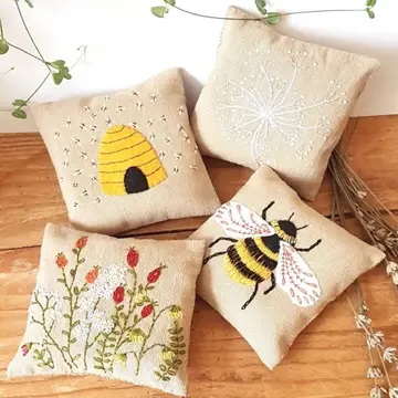 Bees - Linen Lavender Bags Embroidery Kit